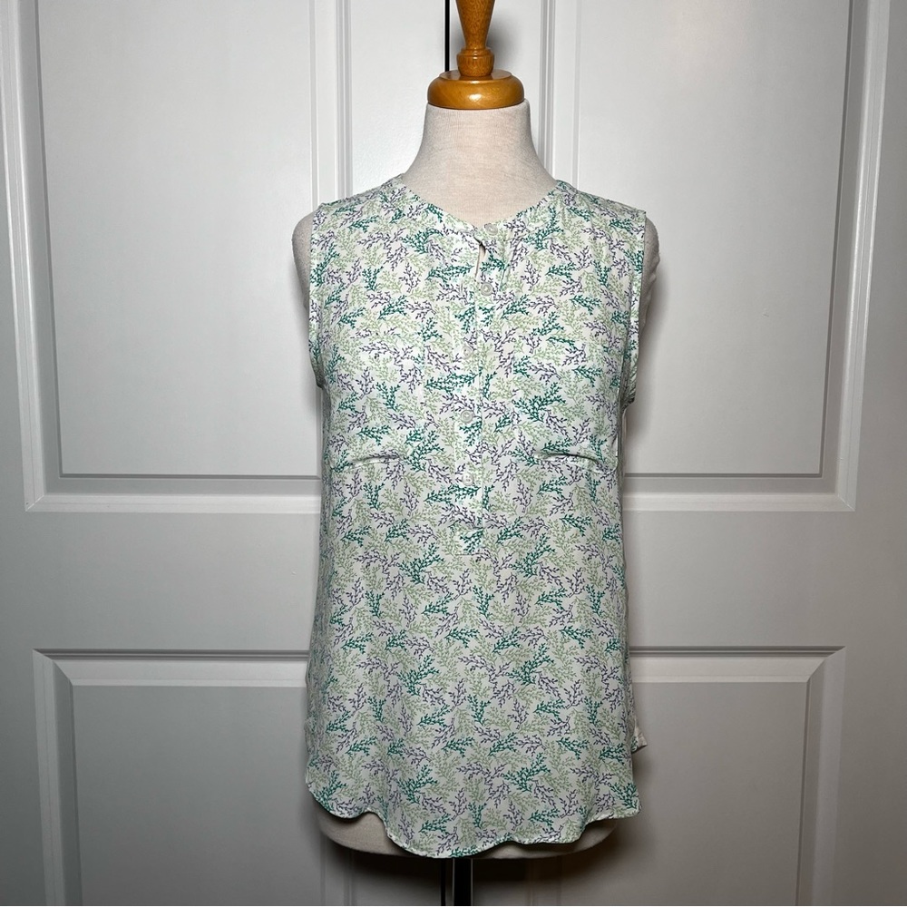 Loft Half Button W/ Pockets Jersey Back Sleeveles… - image 1